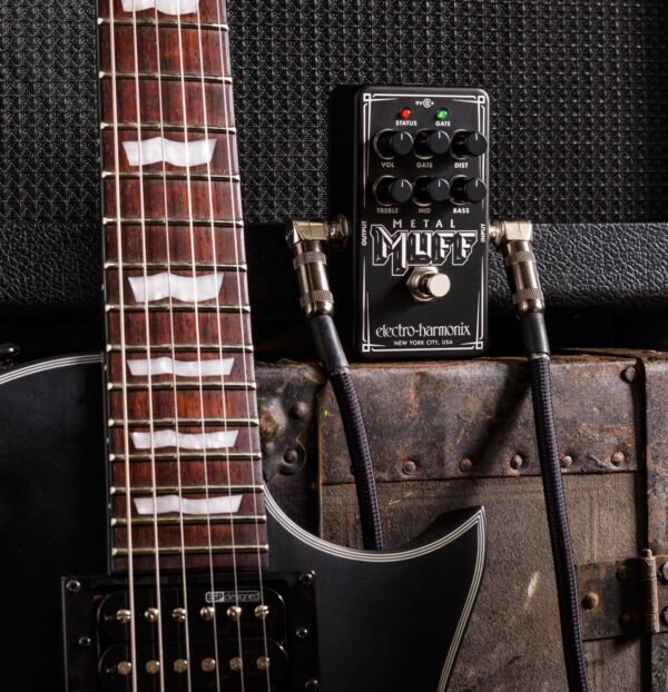 Electro-Harmonix Nano Metal Muff, Black, NANO METAL MUFF - Electric Guitar Distortion with Noise Gate Pedal - Image 6